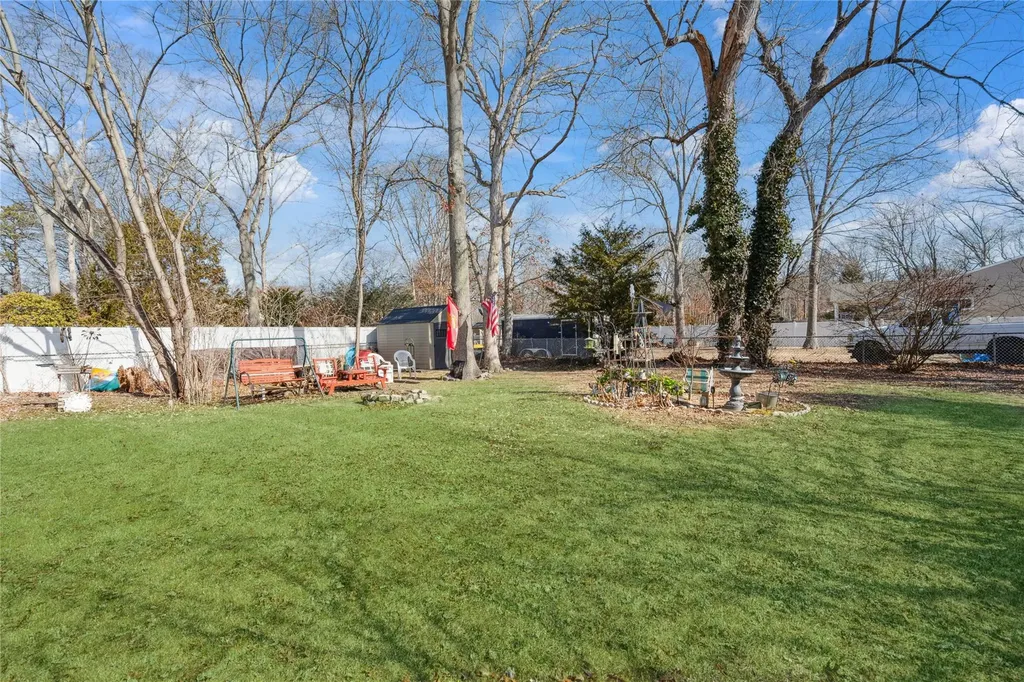 29 17th Avenue Ronkonkoma NY 11779