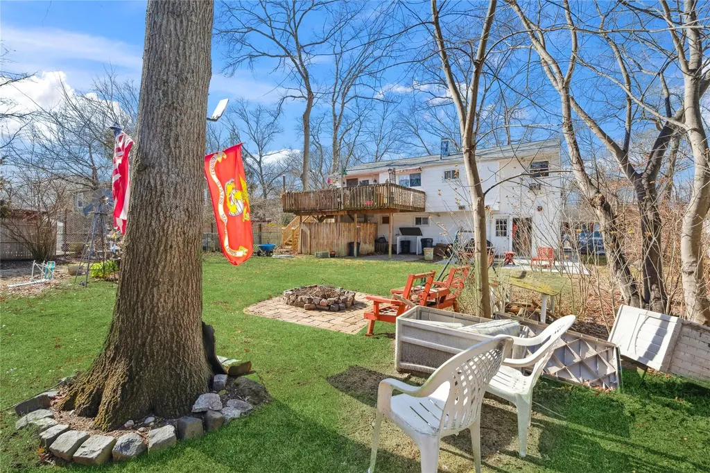 29 17th Avenue Ronkonkoma NY 11779