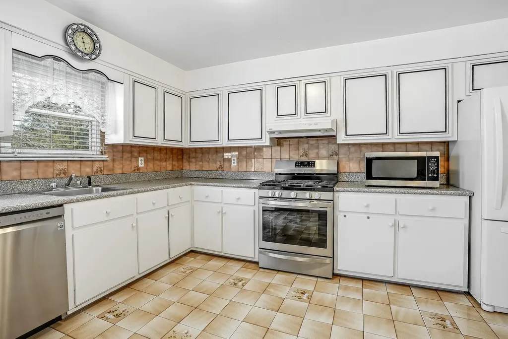 79 Saint Johns Avenue Yonkers NY 10704