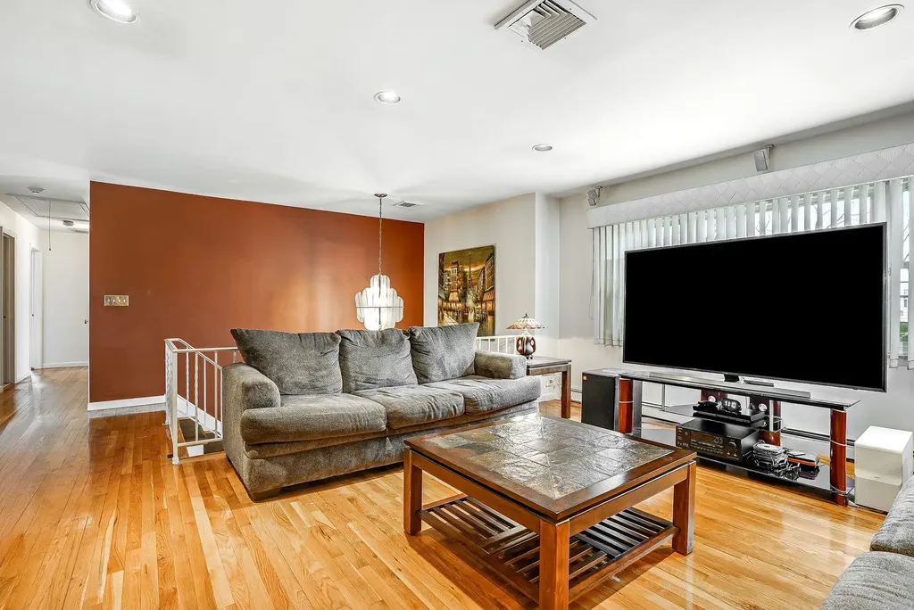 79 Saint Johns Avenue Yonkers NY 10704