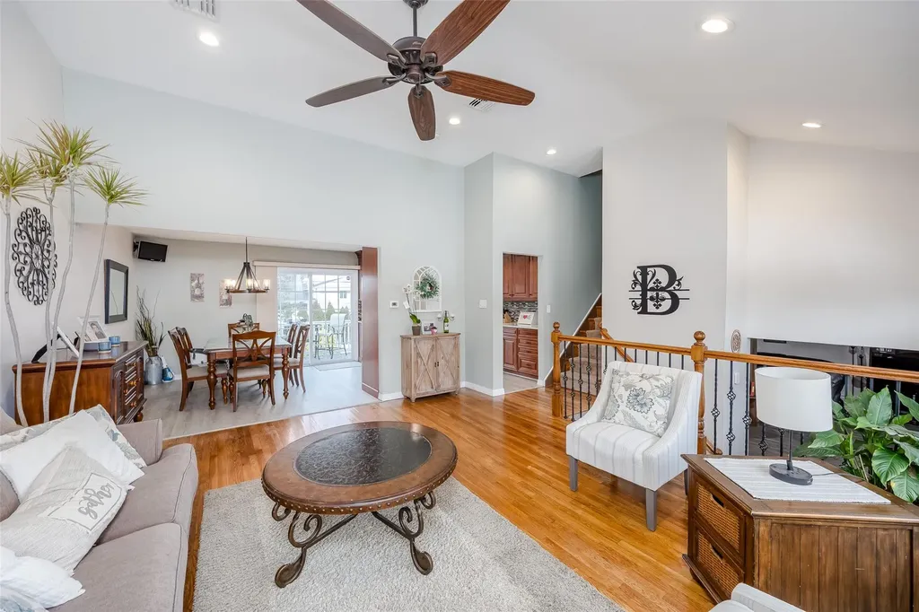 2 Fairview Lane Plainview NY 11803