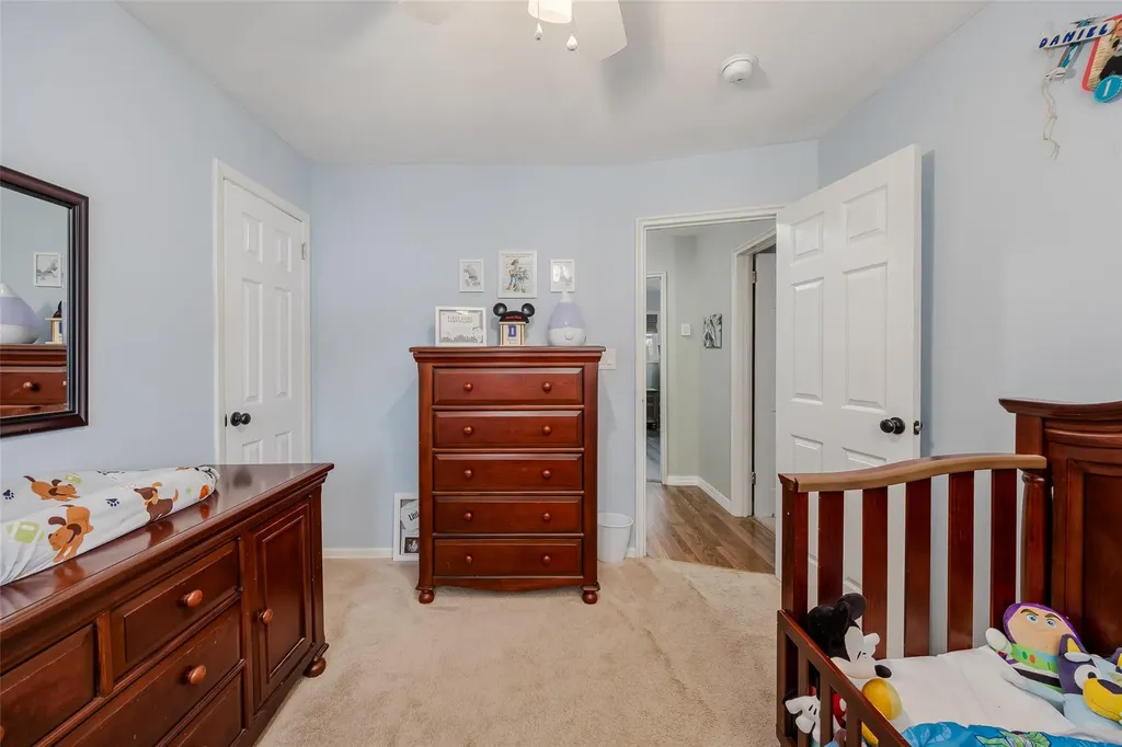 2 Fairview Lane Plainview NY 11803