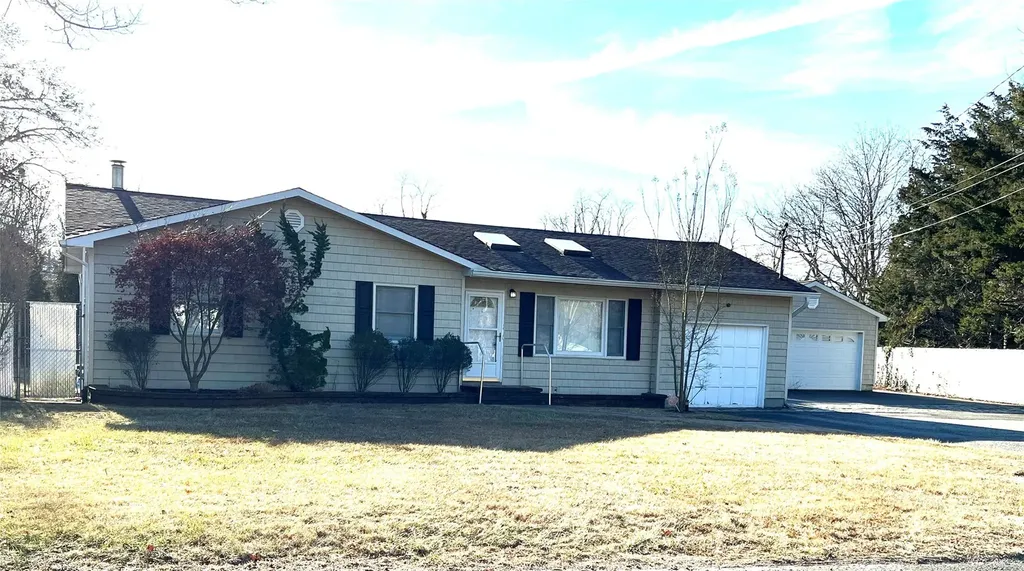 52 Parkwood Drive Brookhaven NY 11951
