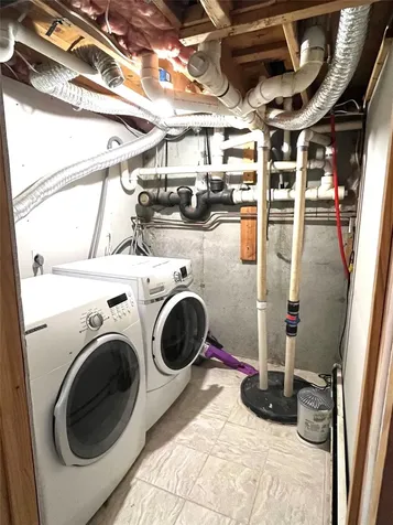 52 Parkwood Drive Mastic Beach NY 11951