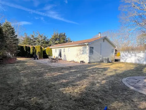 52 Parkwood Drive Mastic Beach NY 11951