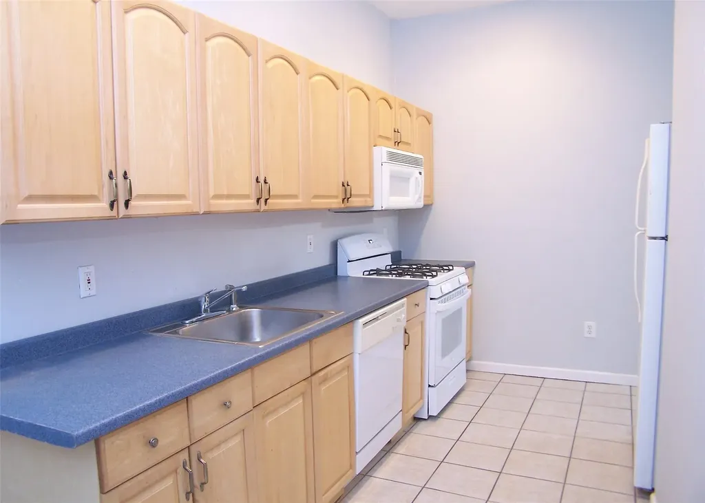 5 James Street Centereach NY 11720