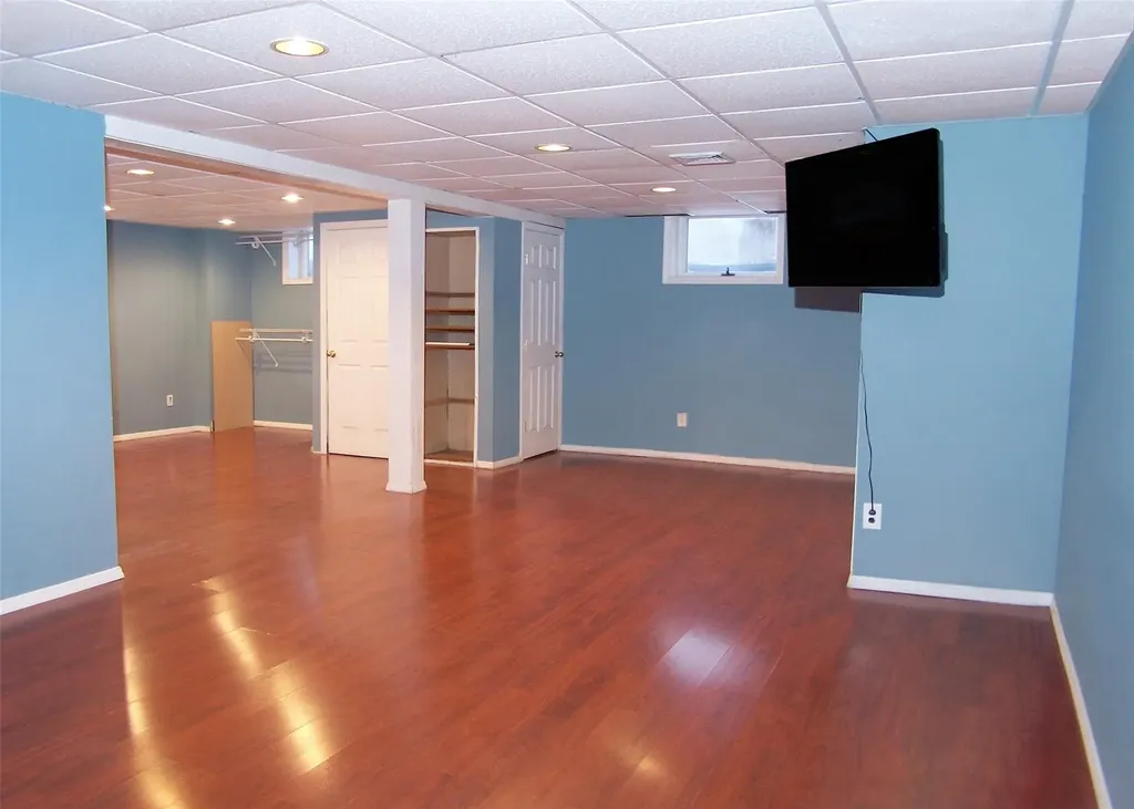 5 James Street Centereach NY 11720