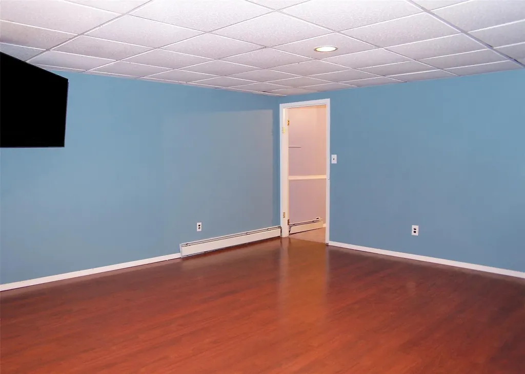 5 James Street Centereach NY 11720