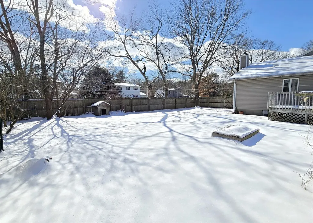5 James Street Centereach NY 11720