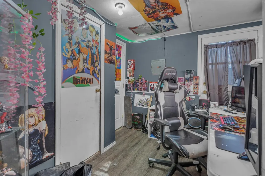 68 Picket Lane Centereach NY 11720