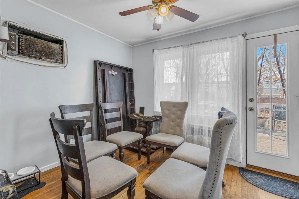 68 Picket Lane Centereach NY 11720