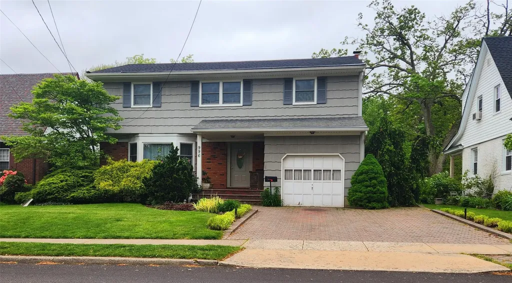 996 Stanton Avenue Baldwin NY 11510