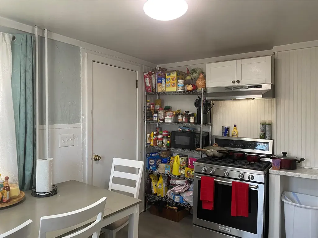 22 Pulaski Highway Pine Island NY 10969
