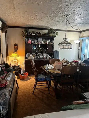 417 N Monroe Avenue Lindenhurst NY 11757