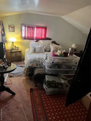 417 N Monroe Avenue Lindenhurst NY 11757