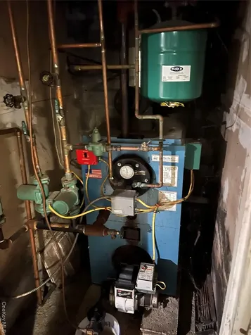 417 N Monroe Avenue Lindenhurst NY 11757