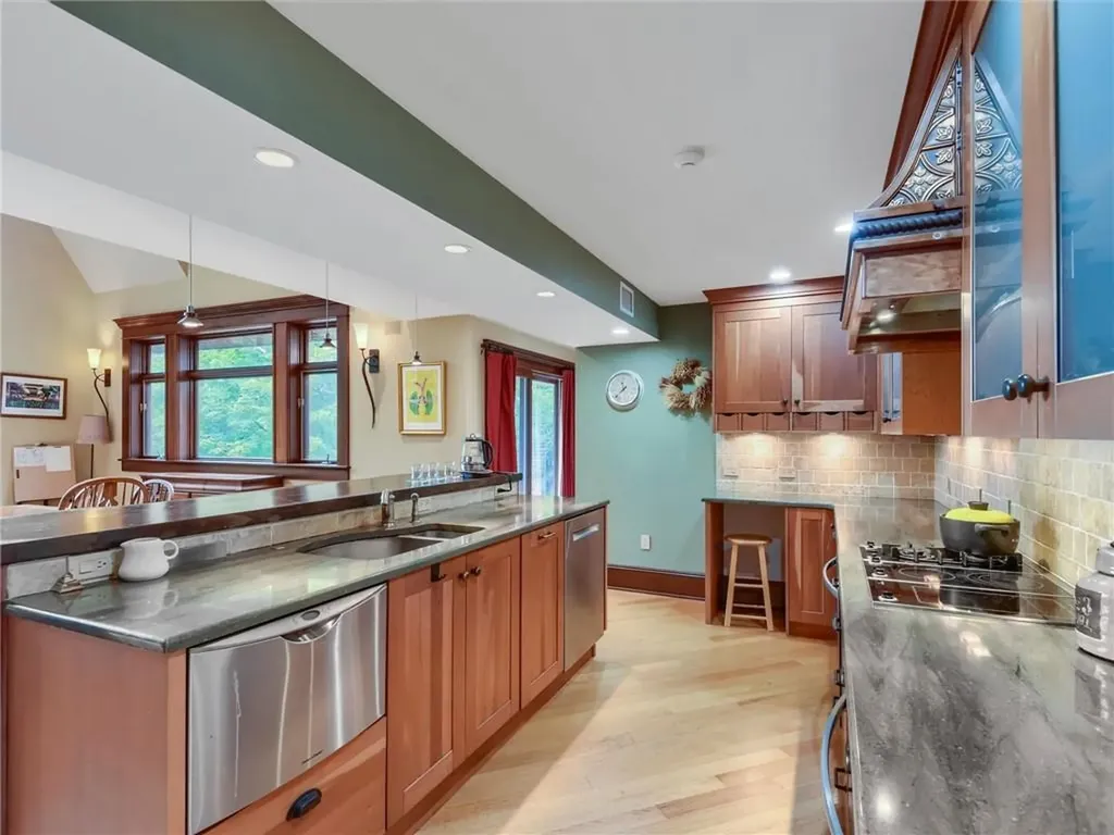 153 Summit Avenue Central Valley NY 10917