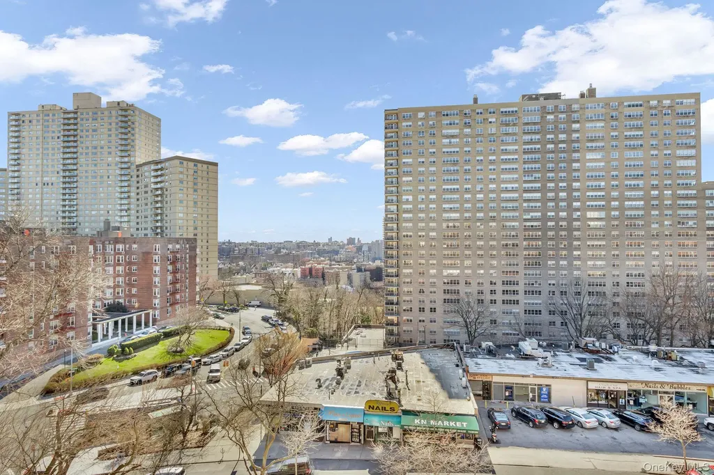 60 Knolls Crescent Bronx NY 10463