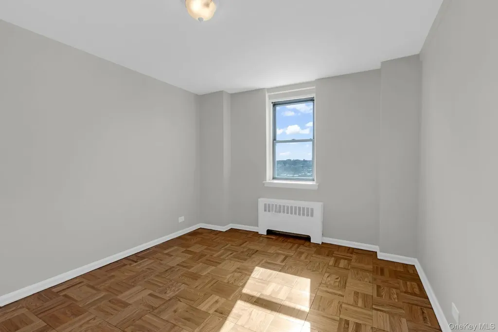 60 Knolls Crescent Bronx NY 10463