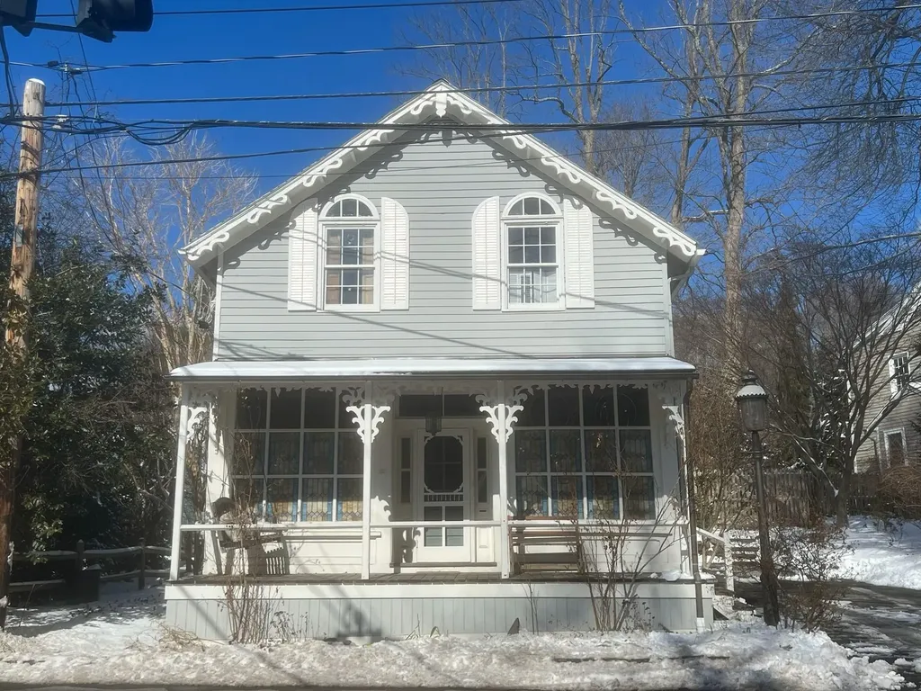 696 Oak Tree Road Palisades NY 10964