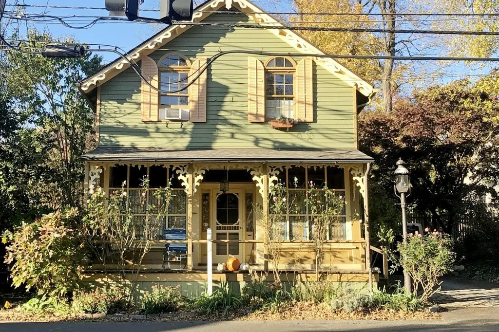 696 Oak Tree Road Palisades NY 10964