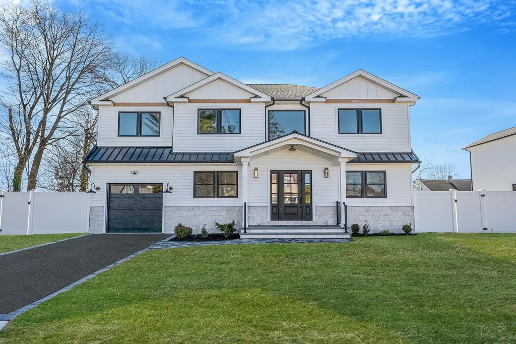 78 Dorothy Street Bethpage NY 11714
