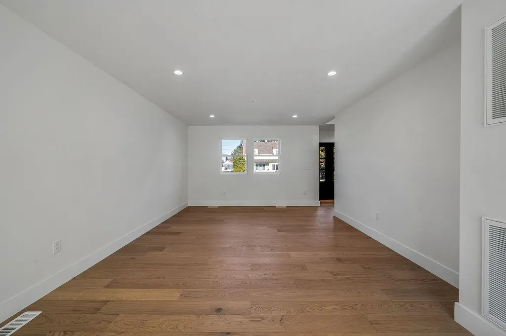 78 Dorothy Street Bethpage NY 11714