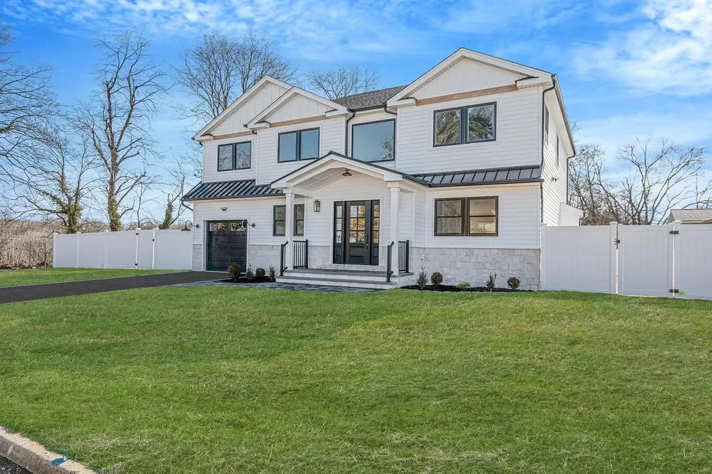 78 Dorothy Street Bethpage NY 11714