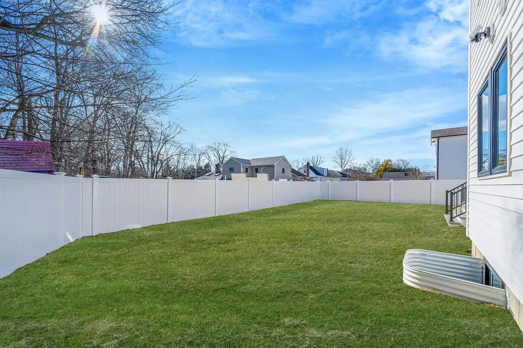 78 Dorothy Street Bethpage NY 11714