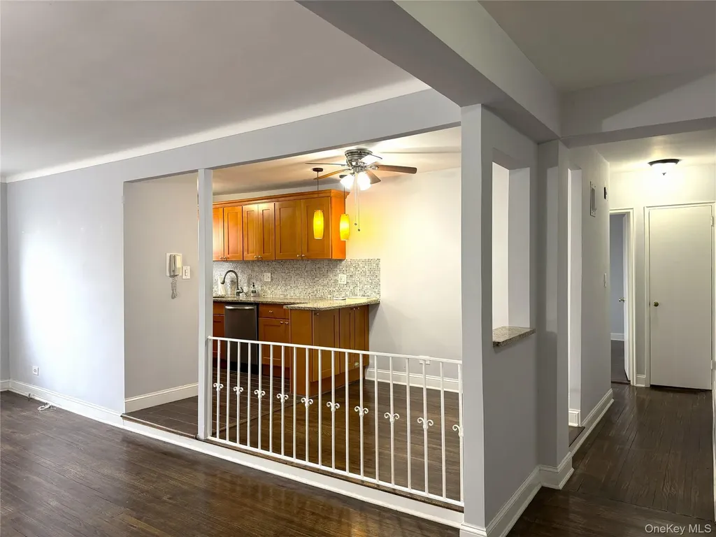 143-50 Hoover Avenue Briarwood NY 11435