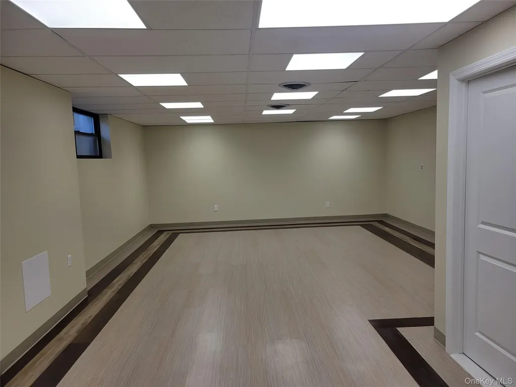 160 Commack Road Commack NY 11725