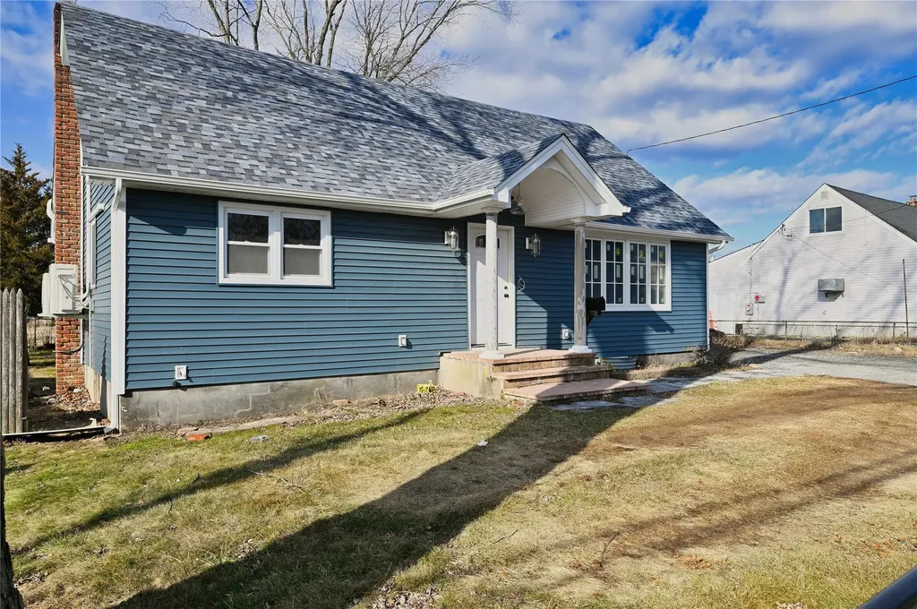 12 William Street Central Islip NY 11722