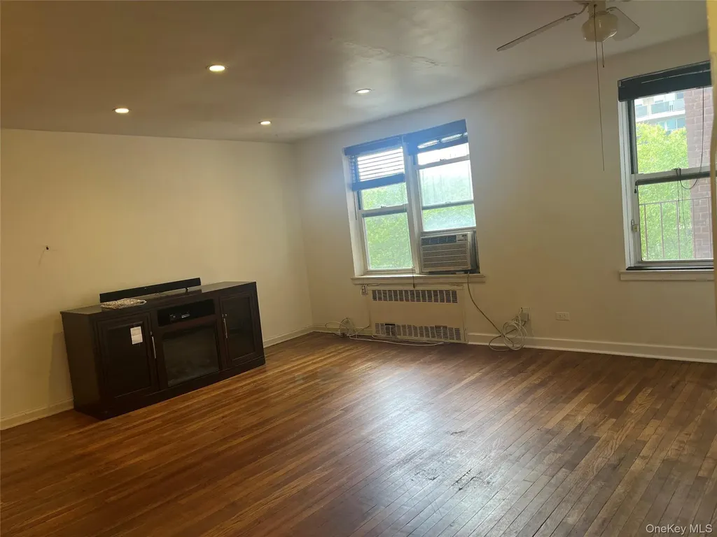 66-33 Yellowstone Boulevard Forest Hills NY 11375