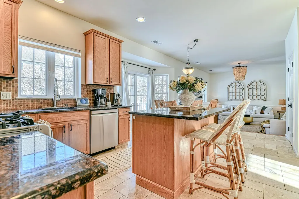 2808 Cherry Tree Way New Windsor NY 12553