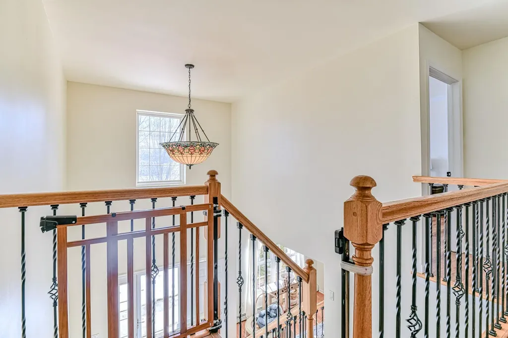 2808 Cherry Tree Way New Windsor NY 12553