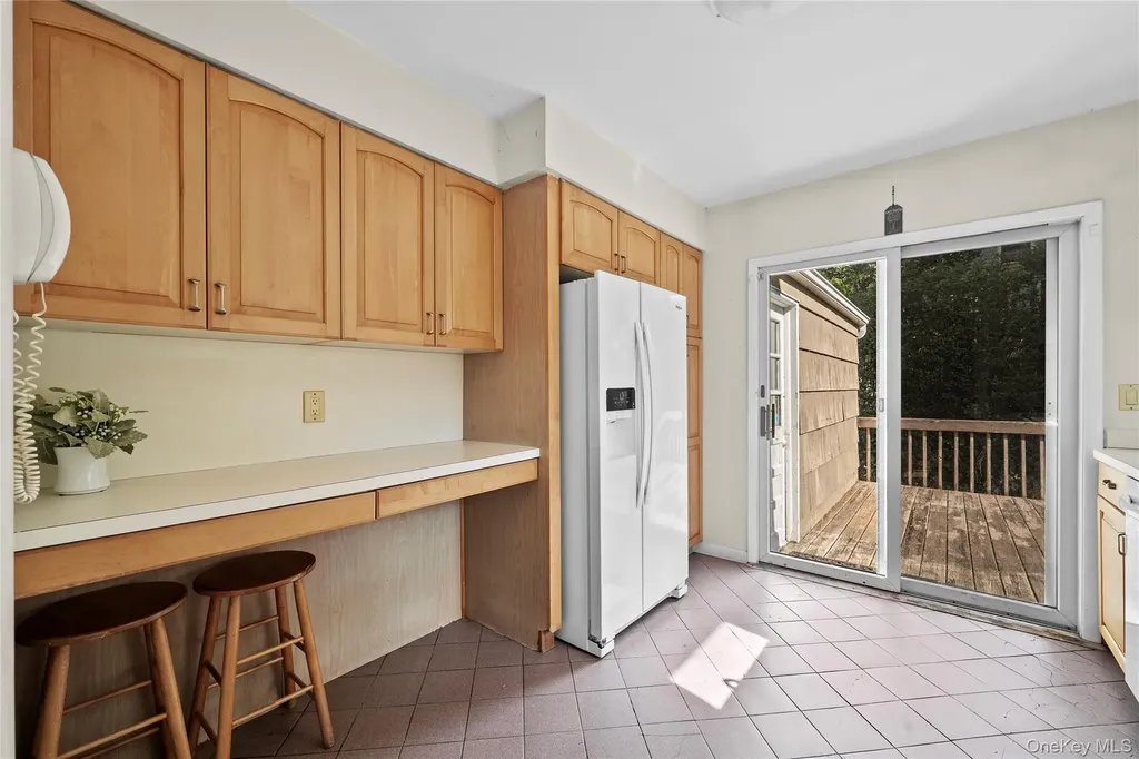 68 Ocean Avenue Bay Shore NY 11706