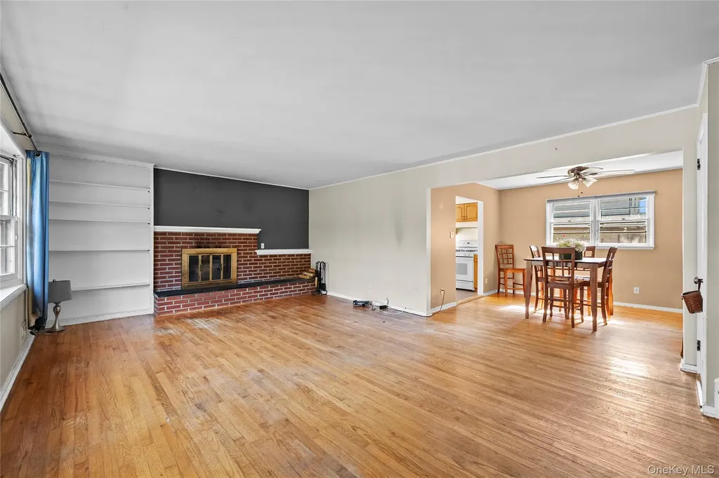 68 Ocean Avenue Bay Shore NY 11706