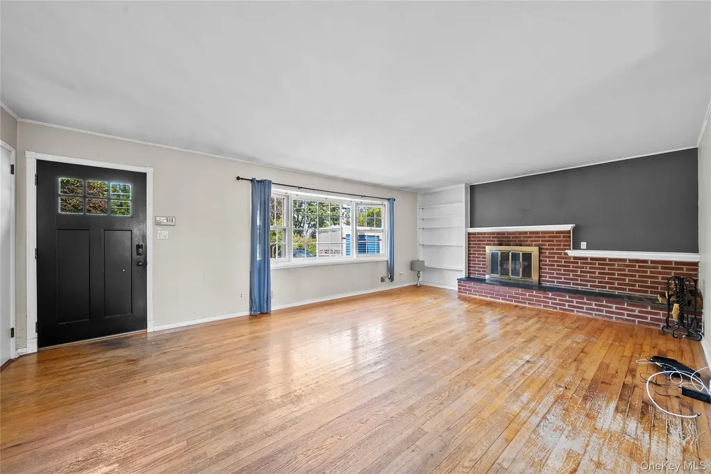 68 Ocean Avenue Bay Shore NY 11706