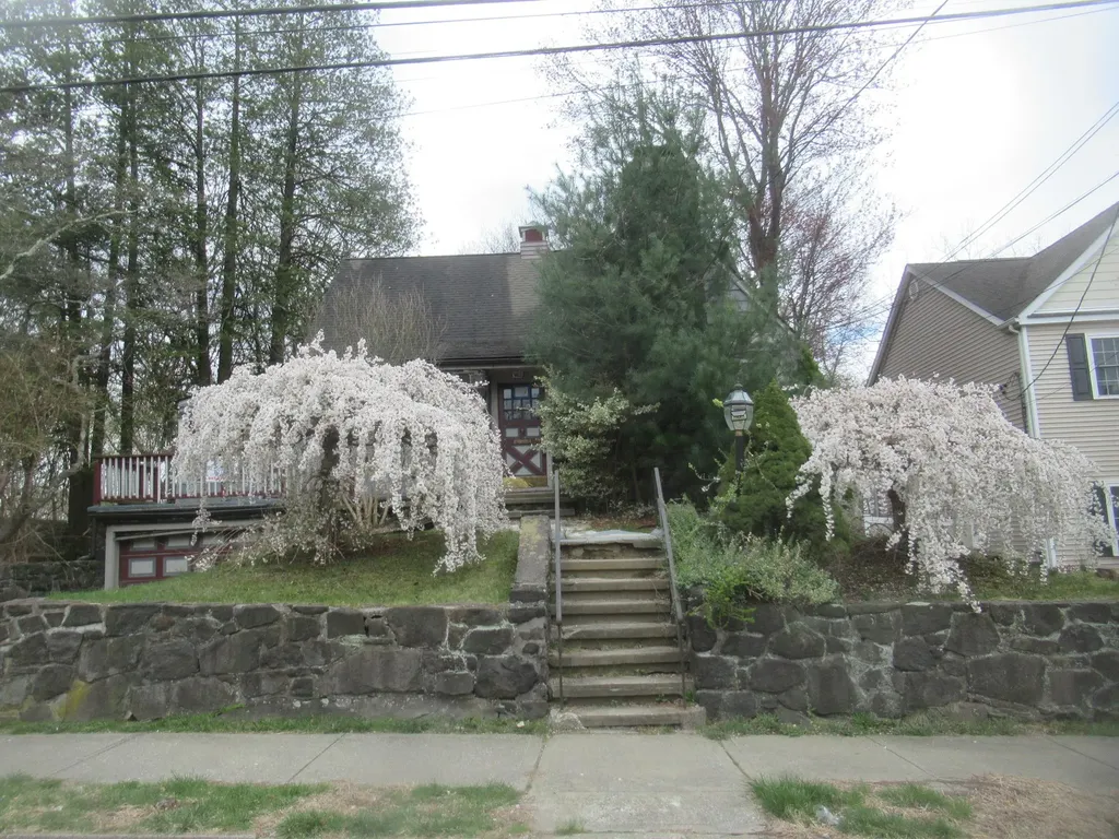 739 Lindbergh Avenue Peekskill NY 10566