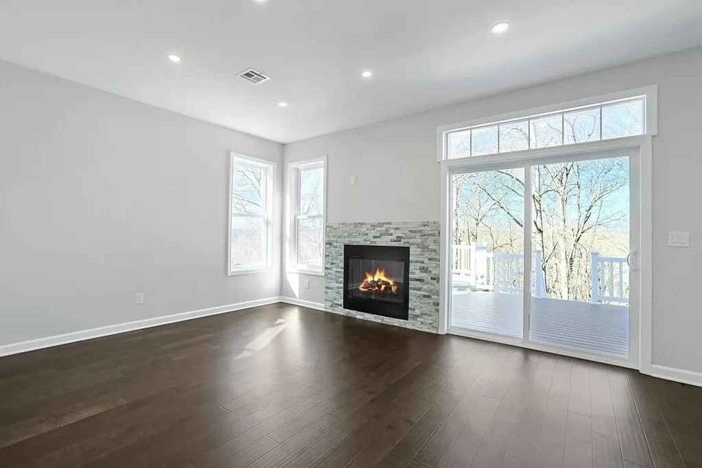 118 Benefield Boulevard Peekskill NY 10566