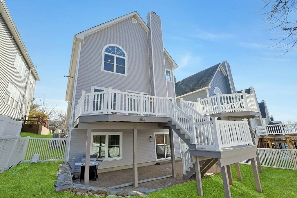 118 Benefield Boulevard Peekskill NY 10566