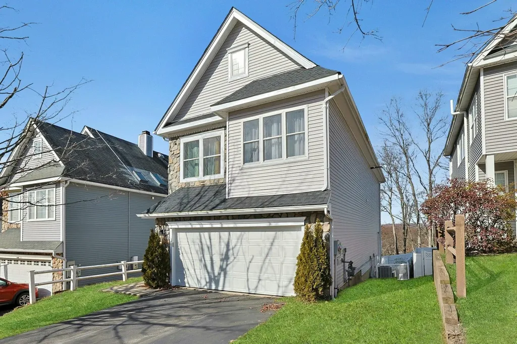 118 Benefield Boulevard Peekskill NY 10566