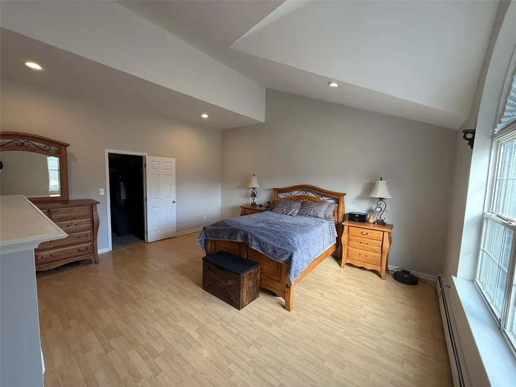 57 Gull Dip Road Ridge NY 11961