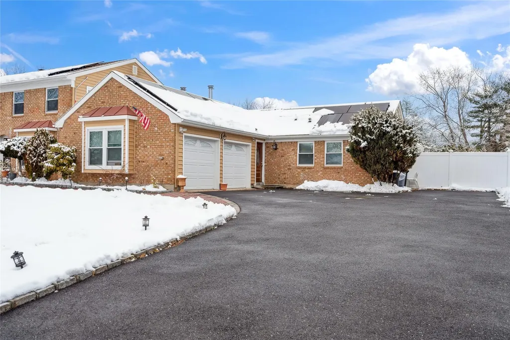 4 Dunlop Court Commack NY 11725