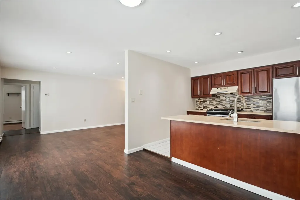 4 Dunlop Court Commack NY 11725