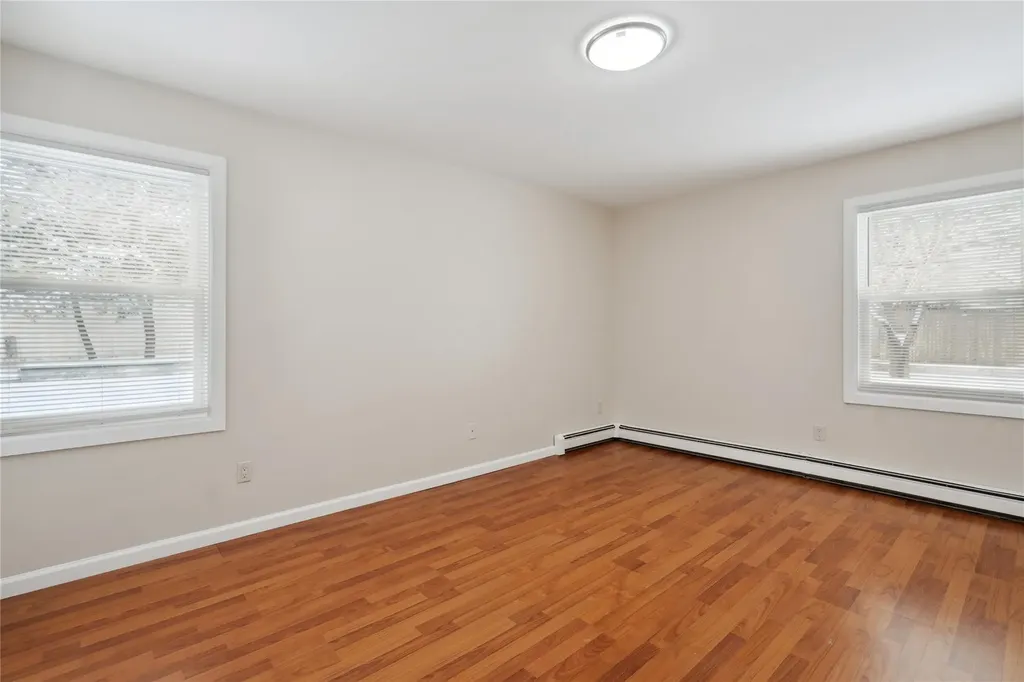 4 Dunlop Court Commack NY 11725