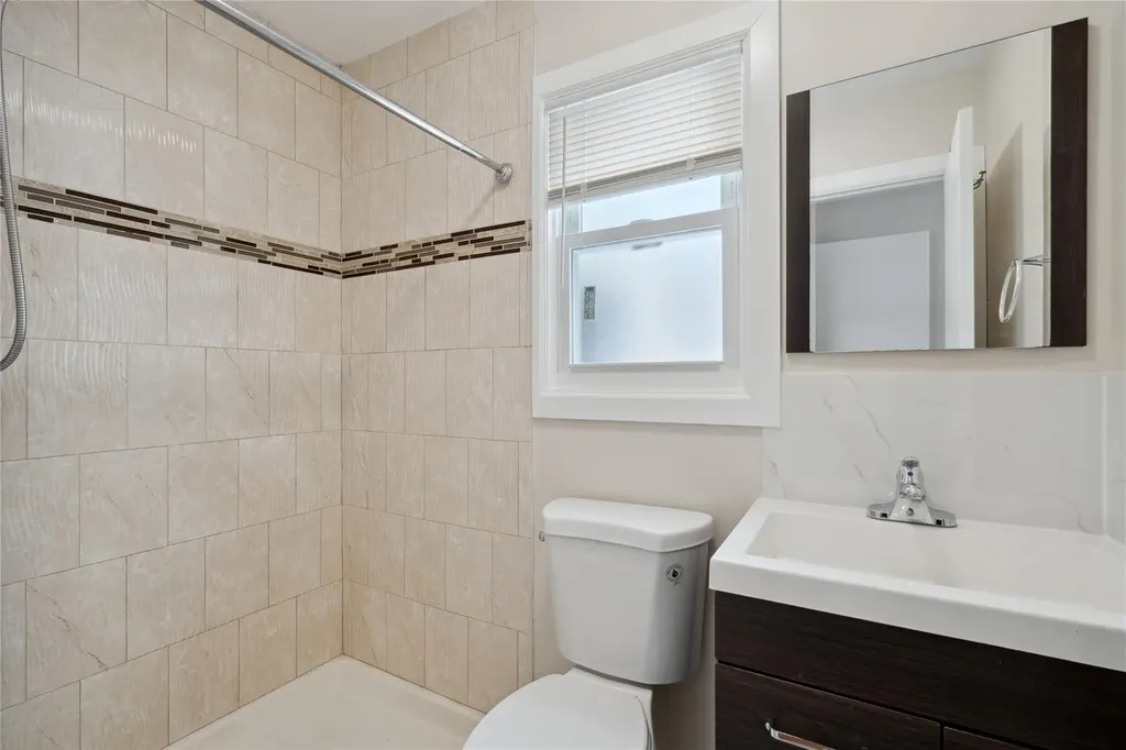 4 Dunlop Court Commack NY 11725