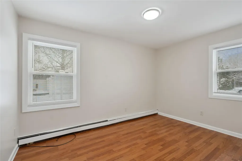 4 Dunlop Court Commack NY 11725
