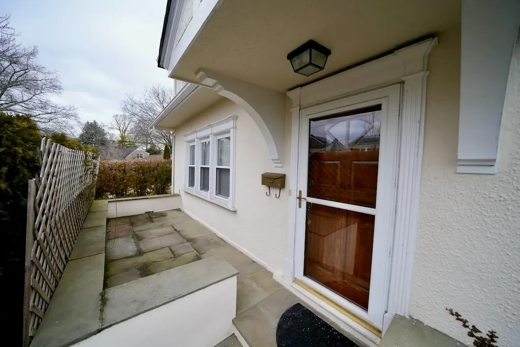 332 Sterling Avenue Mamaroneck NY 10543