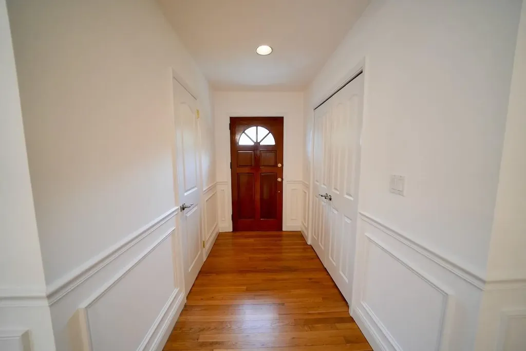 332 Sterling Avenue Mamaroneck NY 10543